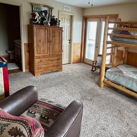 Smoky Mountain Retreat With Hot Tub, Arcade Games Villa Pigeon Forge Bagian luar foto