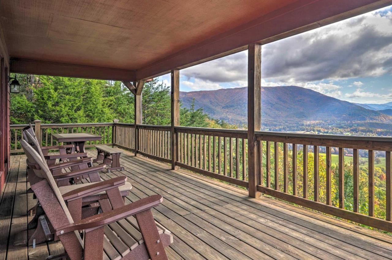 Smoky Mountain Retreat With Hot Tub, Arcade Games Villa Pigeon Forge Bagian luar foto