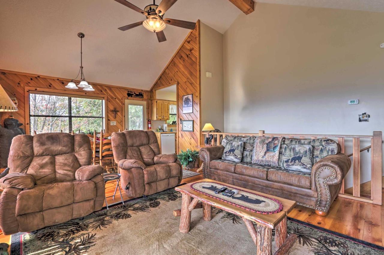 Smoky Mountain Retreat With Hot Tub, Arcade Games Villa Pigeon Forge Bagian luar foto